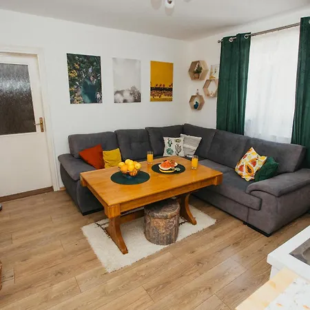 Urban Nest * يوبوسكي